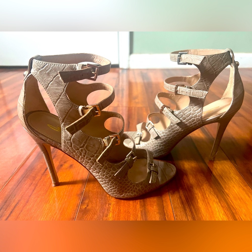 Joan And David Cream High Heels 8